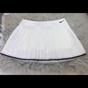 Nike Tennis Skirt size XL